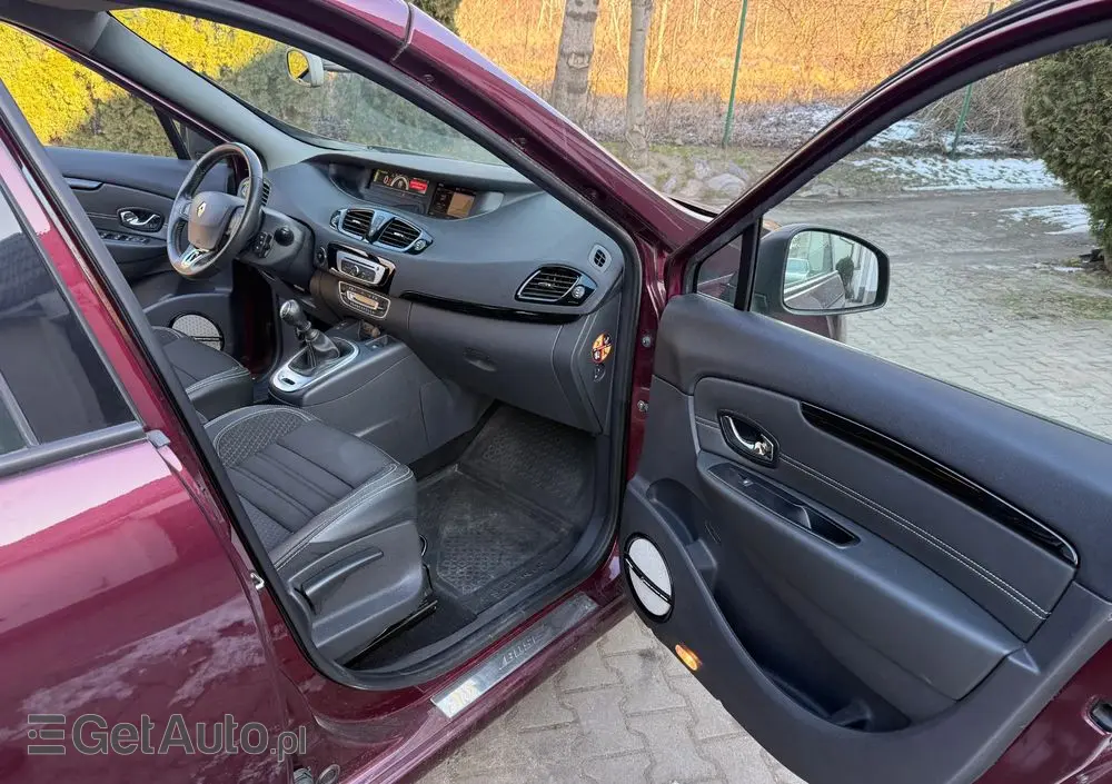 RENAULT Scenic Energy TCe 115 S&S Xmod Bose Edition