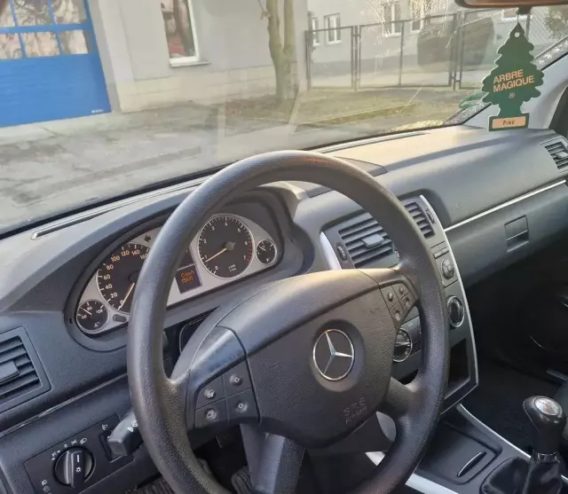 MERCEDES-BENZ Klasa B 