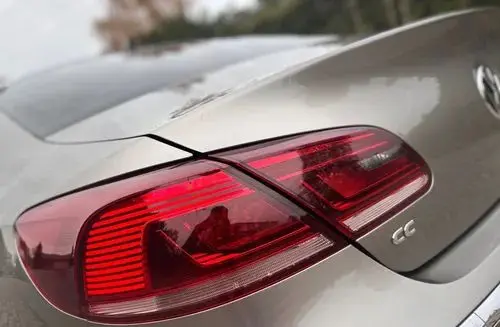 VOLKSWAGEN CC 