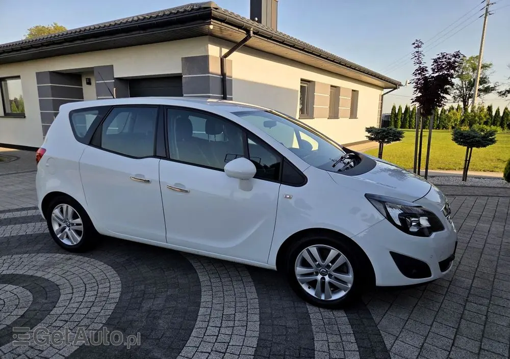 OPEL Meriva 