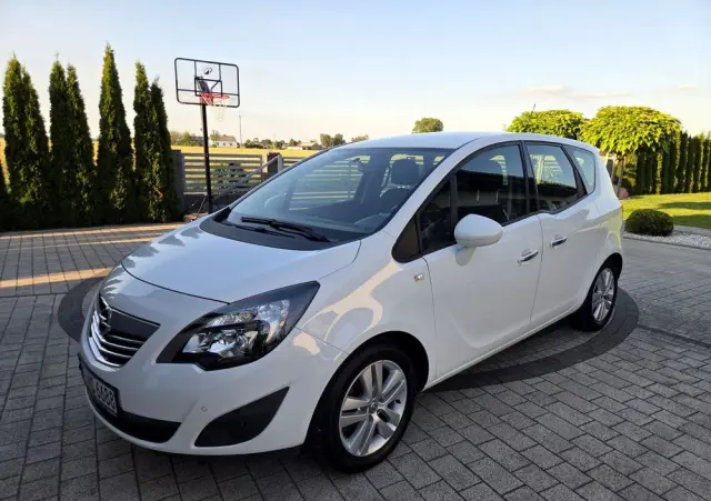 OPEL Meriva 