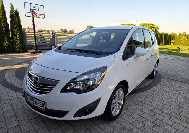 OPEL Meriva 