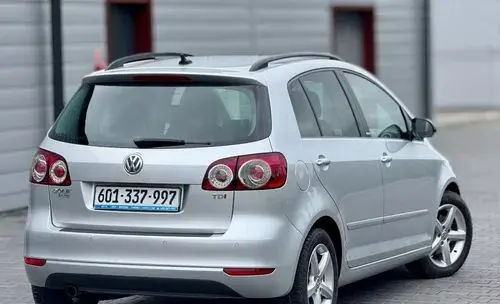 VOLKSWAGEN Golf Plus 