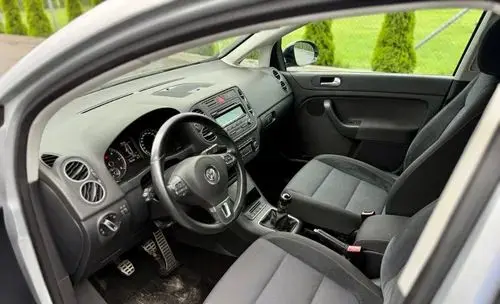 VOLKSWAGEN Golf Plus 