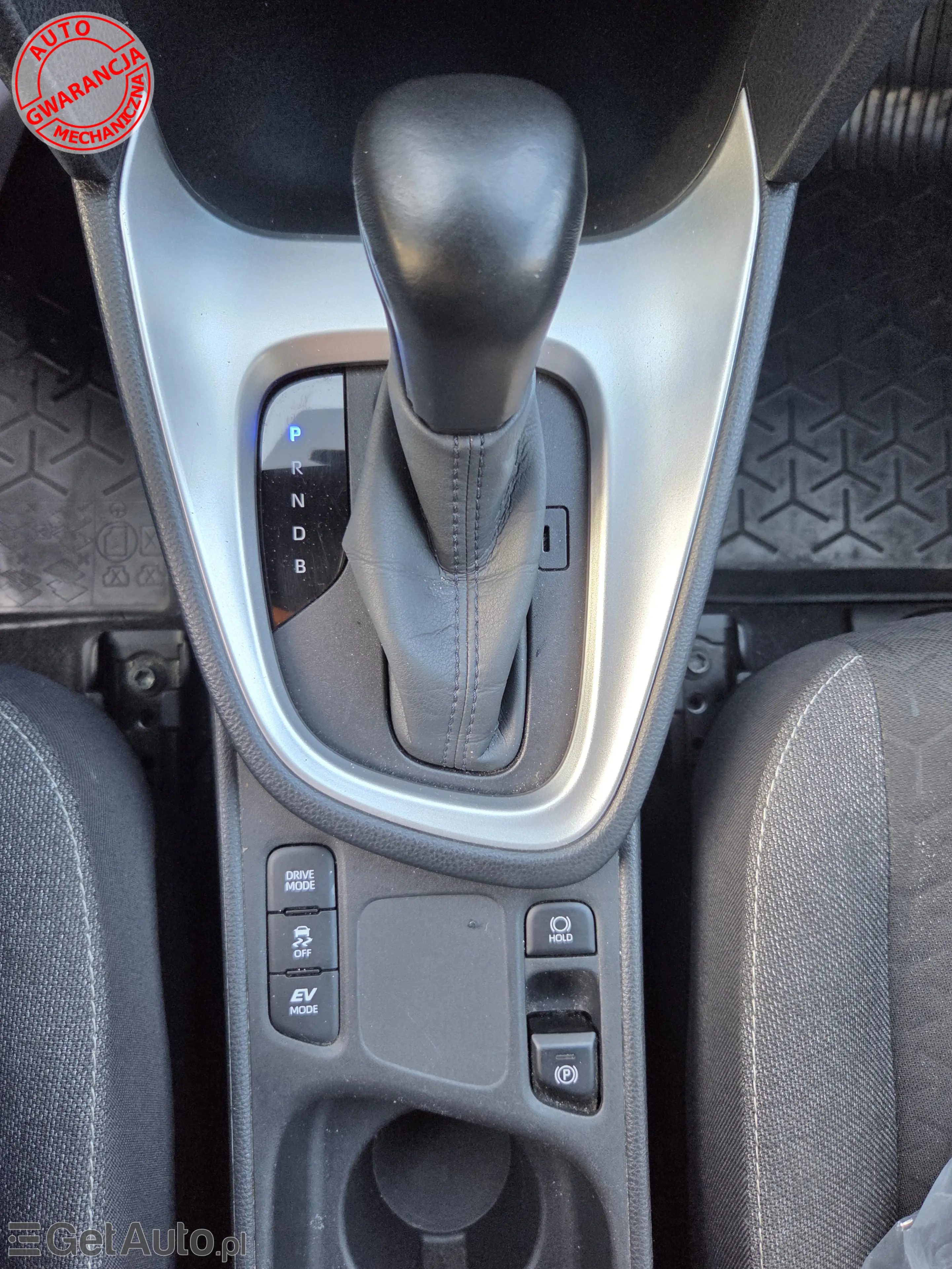 TOYOTA Yaris Cross Comfort e-CVT