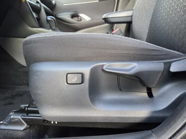 TOYOTA Yaris Cross Comfort e-CVT