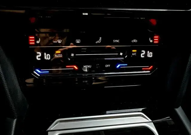 VOLKSWAGEN Arteon 2.0 TSI R-Line DSG