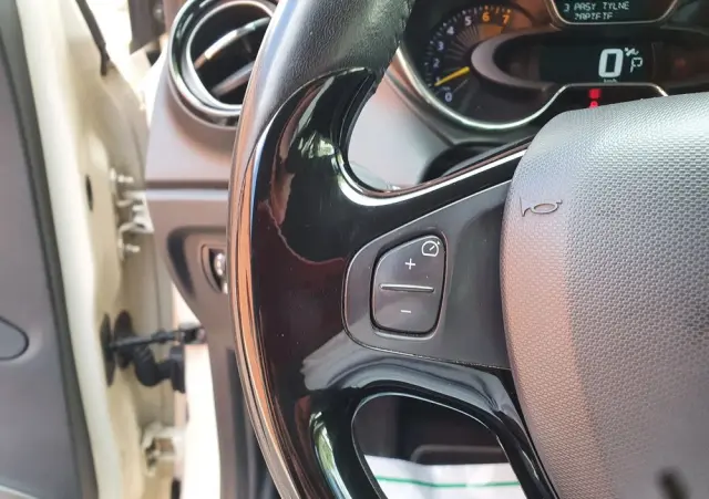 RENAULT Captur ENERGY TCe 120 EDC Dynamique