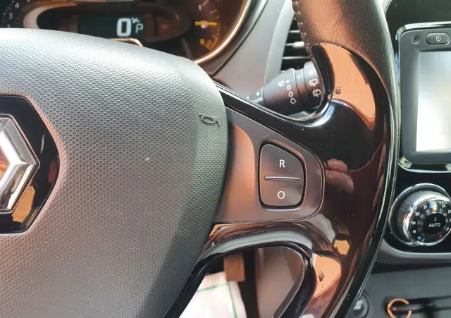 RENAULT Captur ENERGY TCe 120 EDC Dynamique