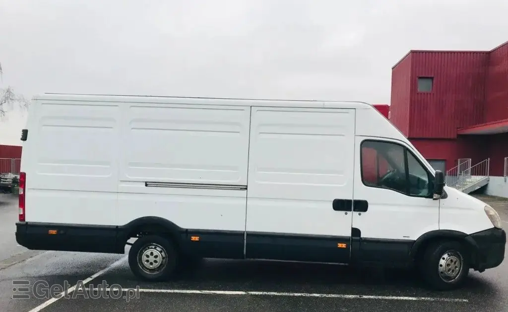 IVECO 35 Daily 