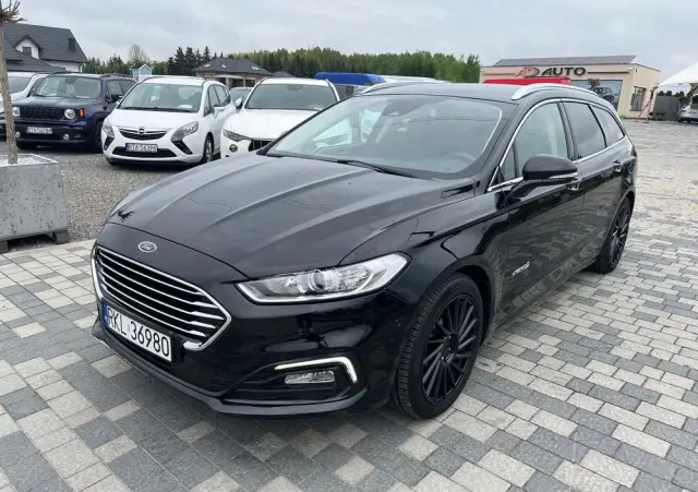 FORD Mondeo Turnier 2.0 Ti-VCT Hybrid Business Edition