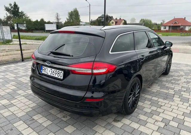 FORD Mondeo Turnier 2.0 Ti-VCT Hybrid Business Edition