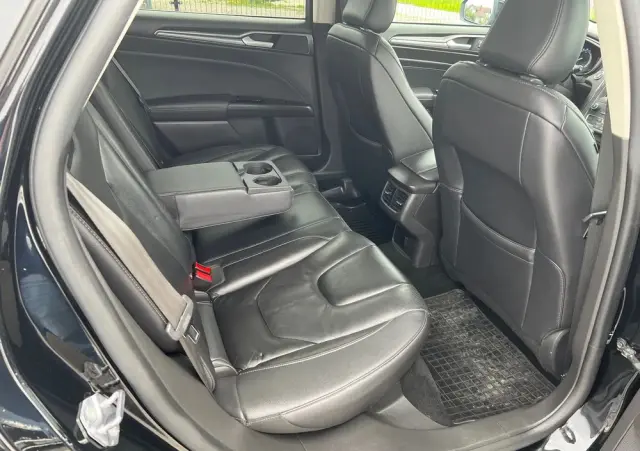 FORD Mondeo Turnier 2.0 Ti-VCT Hybrid Business Edition