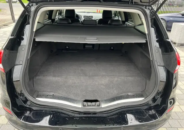 FORD Mondeo Turnier 2.0 Ti-VCT Hybrid Business Edition