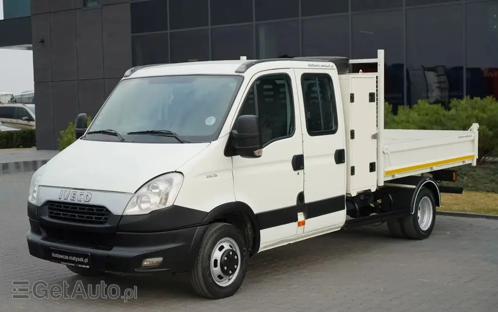 IVECO DAILY 35-130 / WYWROTKA / BRYGADÓWKA - 7 MIEJSC  / BLIŹNIAK / MANUAL / 