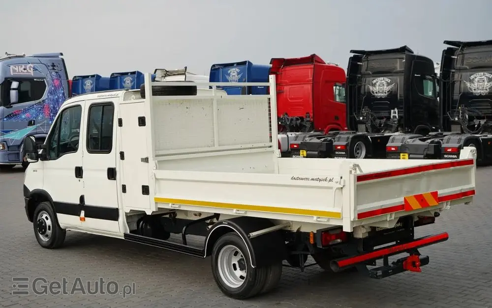 IVECO DAILY 35-130 / WYWROTKA / BRYGADÓWKA - 7 MIEJSC  / BLIŹNIAK / MANUAL / 