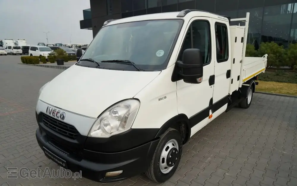 IVECO DAILY 35-130 / WYWROTKA / BRYGADÓWKA - 7 MIEJSC  / BLIŹNIAK / MANUAL / 