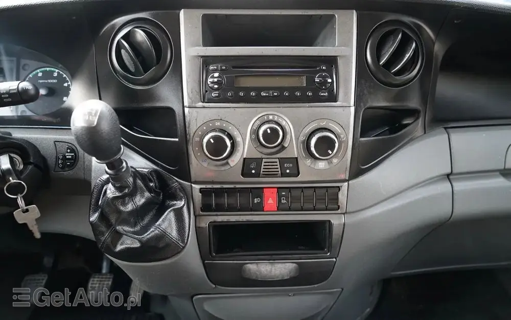 IVECO DAILY 35-130 / WYWROTKA / BRYGADÓWKA - 7 MIEJSC  / BLIŹNIAK / MANUAL / 