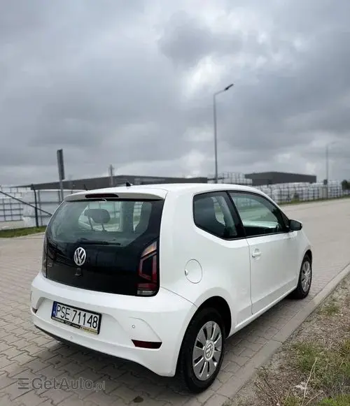 VOLKSWAGEN Up! 