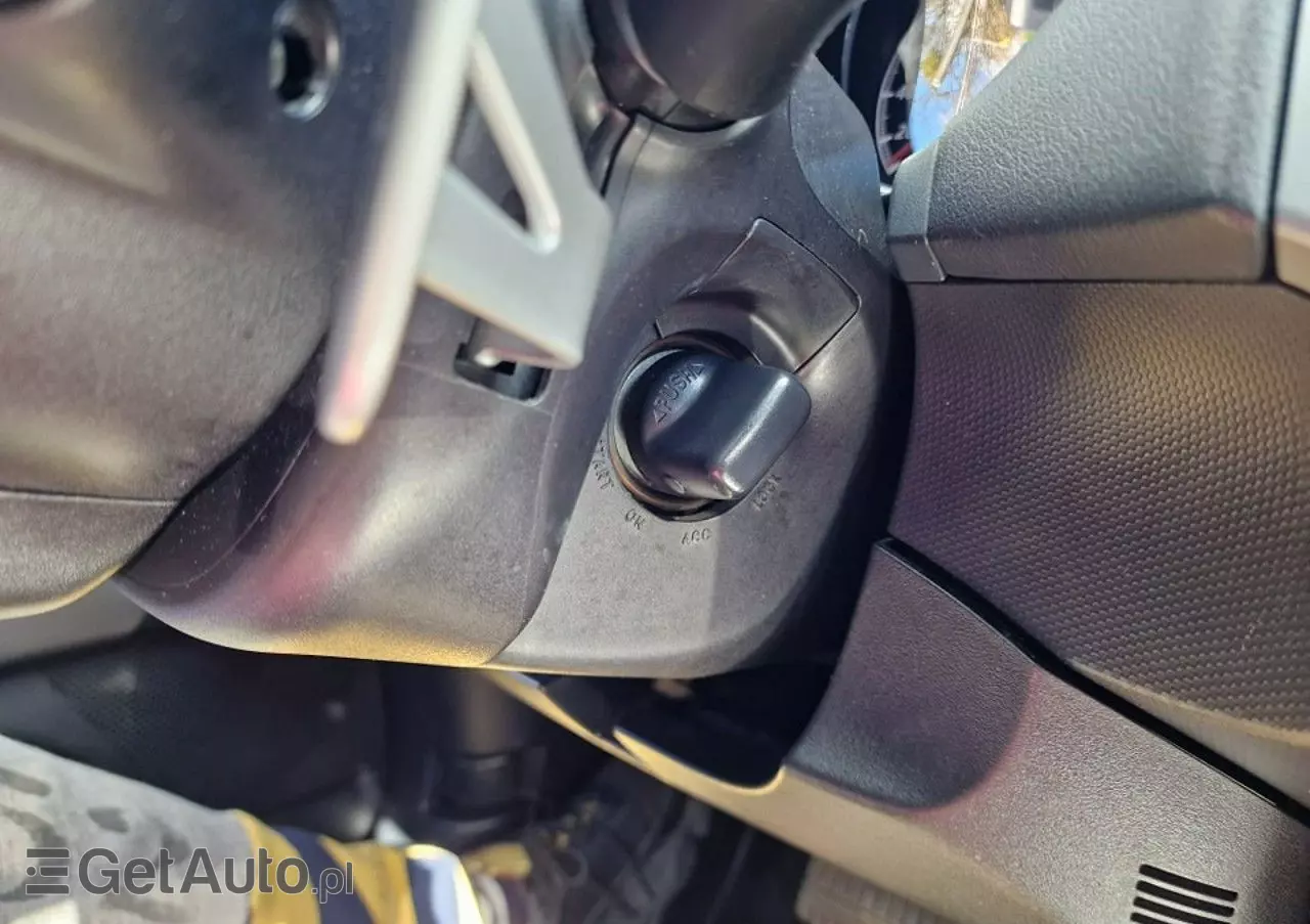 MITSUBISHI Outlander 2.4 Instyle NAVI EU5 CVT