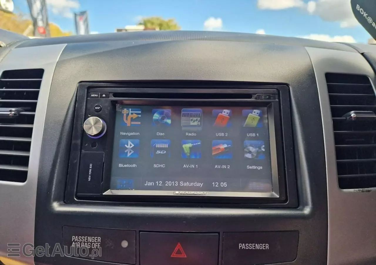 MITSUBISHI Outlander 2.4 Instyle NAVI EU5 CVT