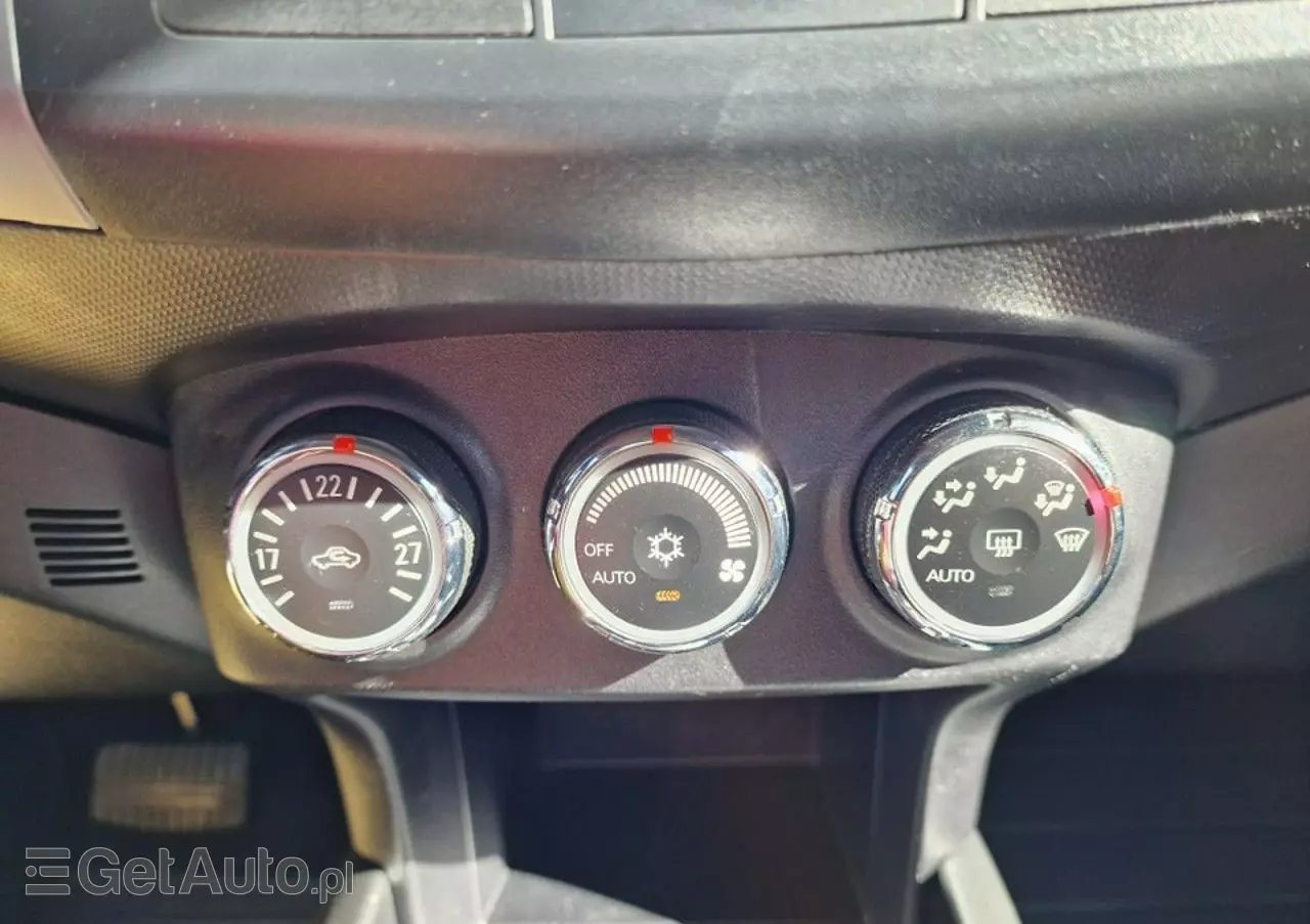 MITSUBISHI Outlander 2.4 Instyle NAVI EU5 CVT