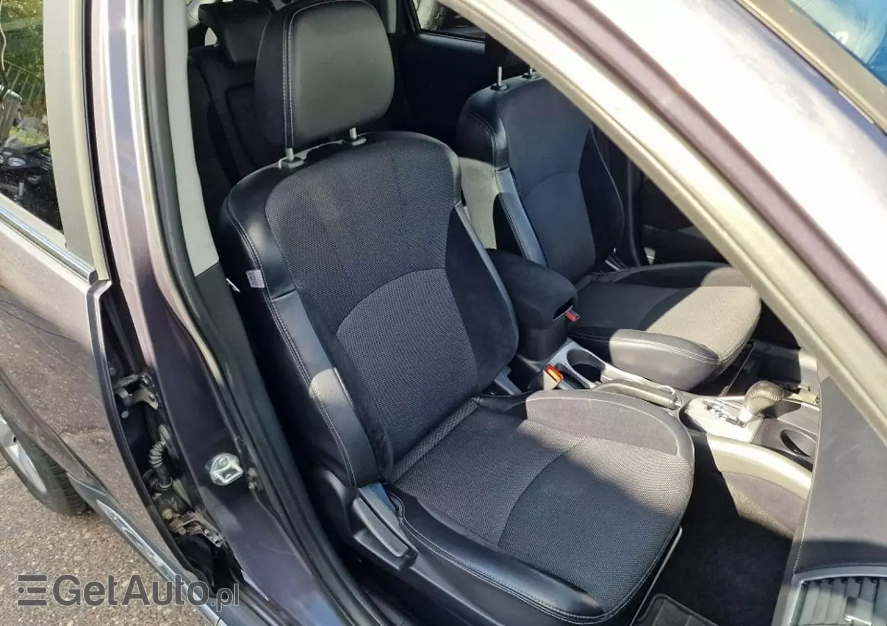 MITSUBISHI Outlander 2.4 Instyle NAVI EU5 CVT