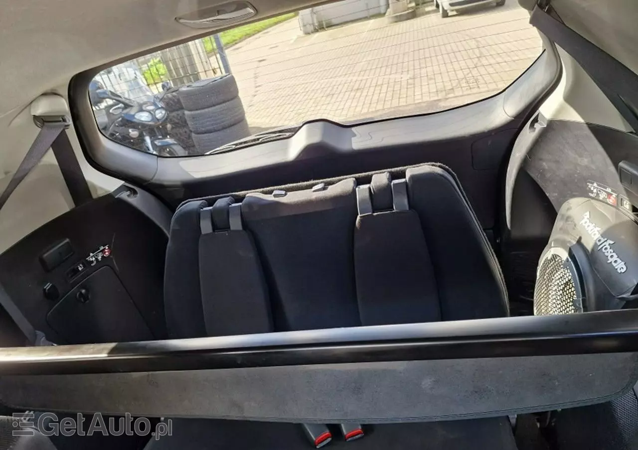 MITSUBISHI Outlander 2.4 Instyle NAVI EU5 CVT