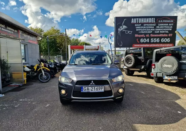 MITSUBISHI Outlander 2.4 Instyle NAVI EU5 CVT