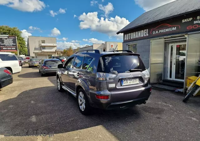 MITSUBISHI Outlander 2.4 Instyle NAVI EU5 CVT