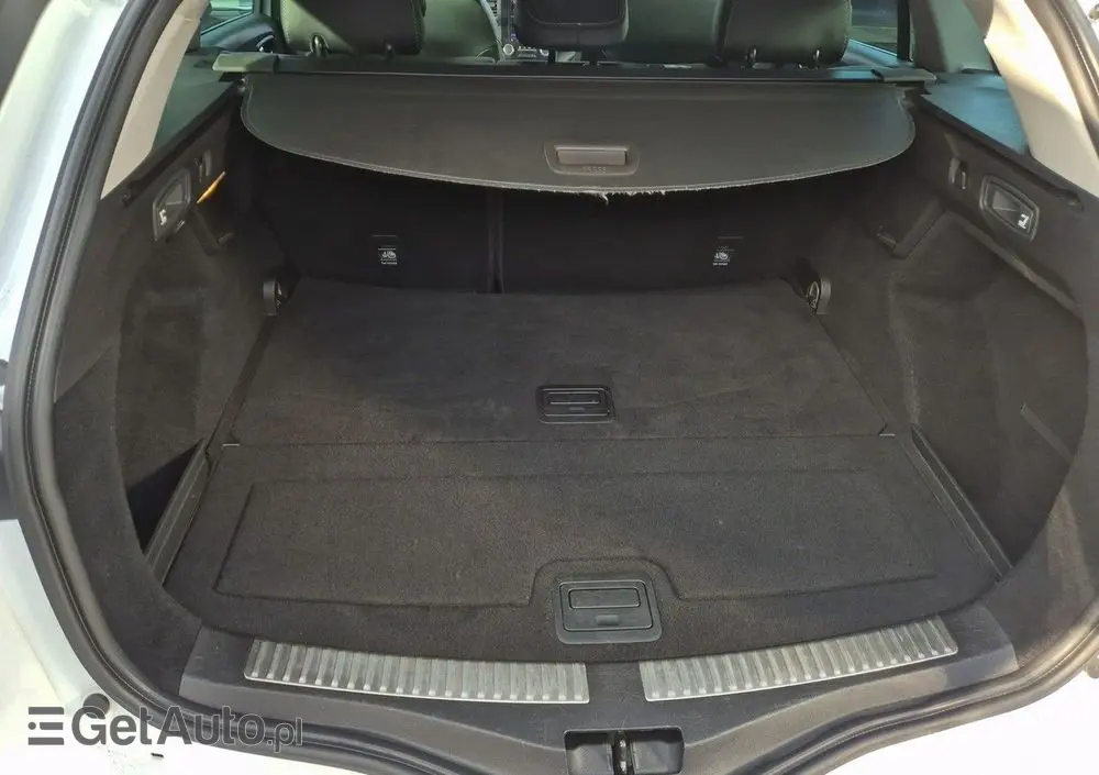 RENAULT Megane ENERGY TCe 130 INTENS