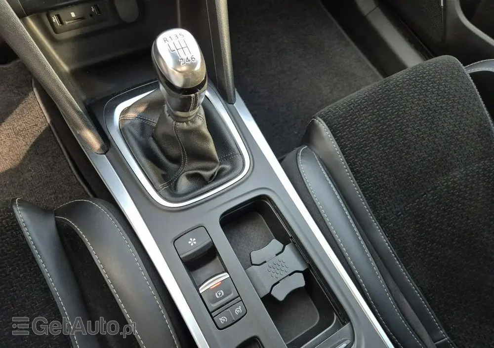 RENAULT Megane ENERGY TCe 130 INTENS