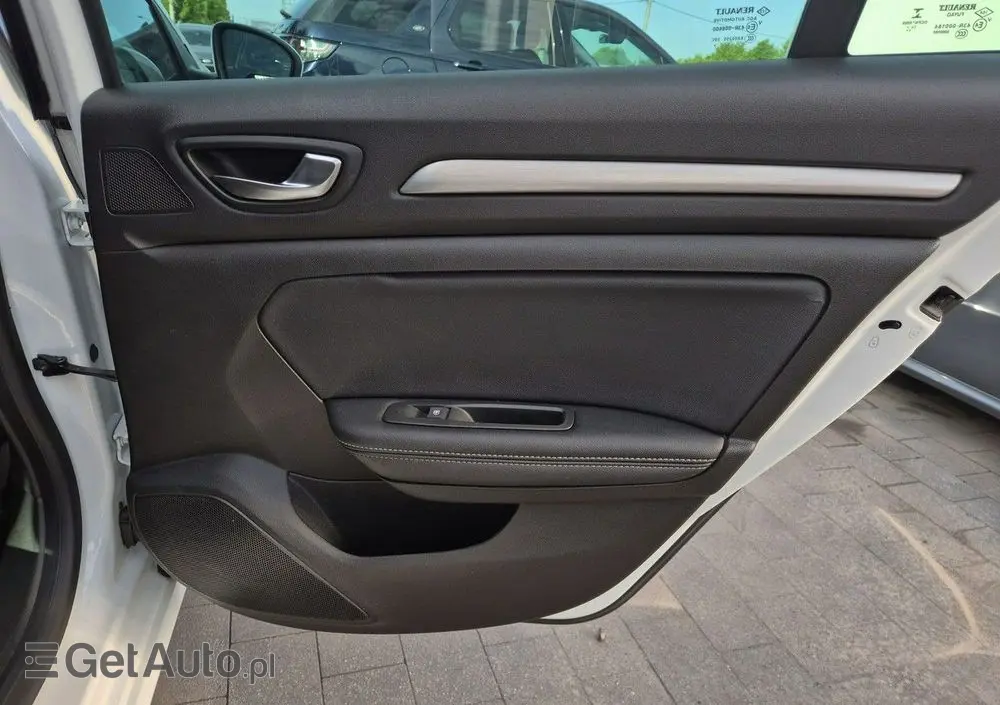 RENAULT Megane ENERGY TCe 130 INTENS