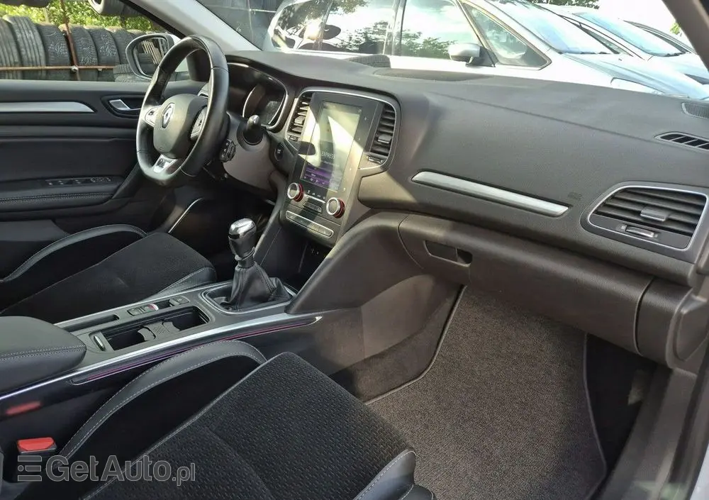 RENAULT Megane ENERGY TCe 130 INTENS