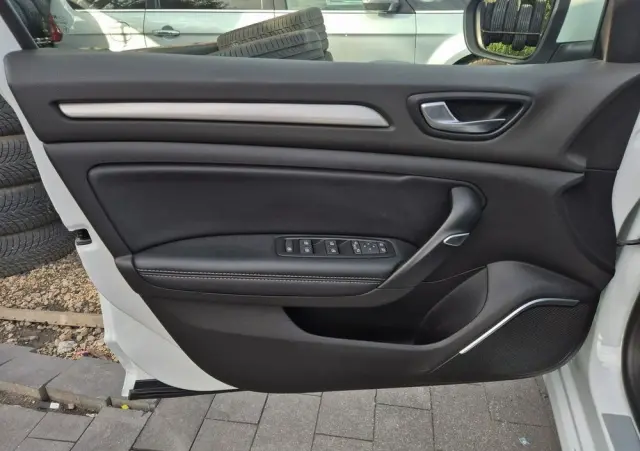 RENAULT Megane ENERGY TCe 130 INTENS