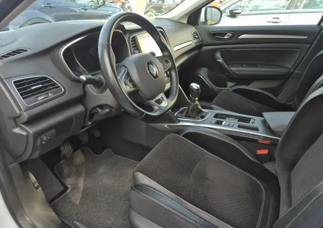 RENAULT Megane ENERGY TCe 130 INTENS