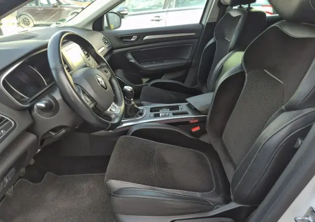 RENAULT Megane ENERGY TCe 130 INTENS