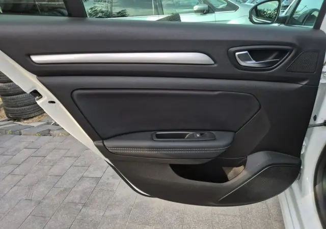 RENAULT Megane ENERGY TCe 130 INTENS