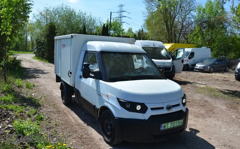 INNY STREETSCOOTER Work Box 
