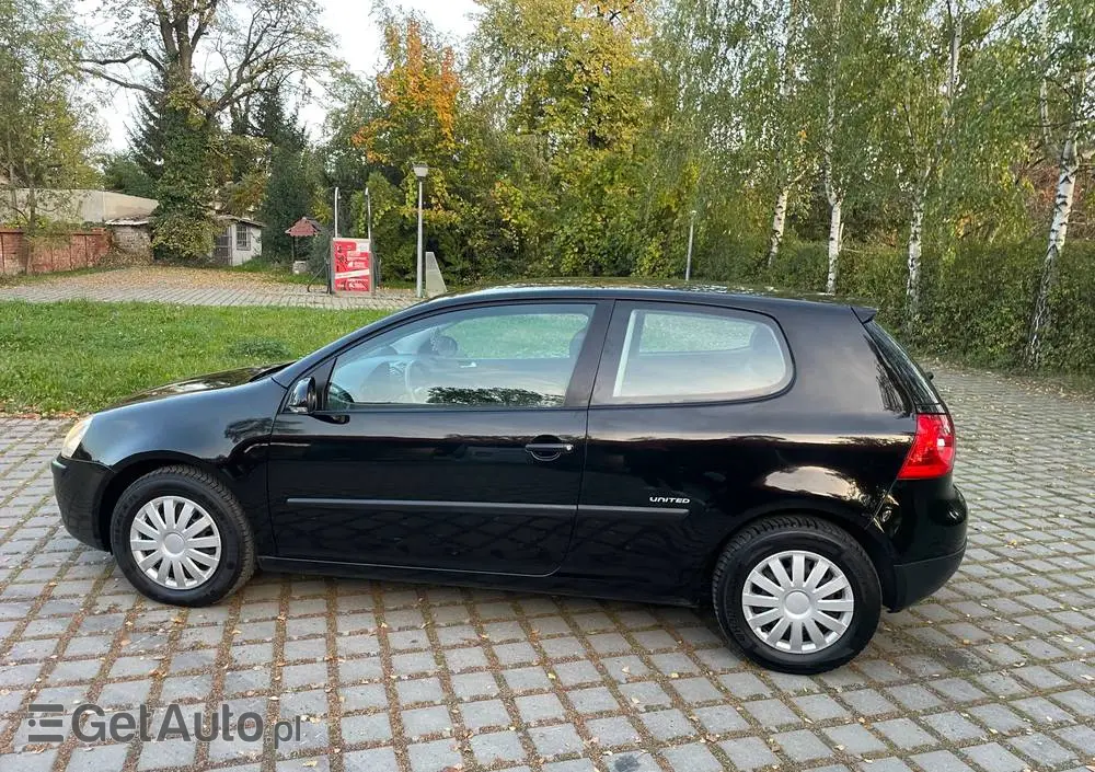 VOLKSWAGEN Golf V 1.4 Entry
