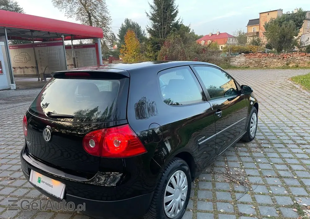VOLKSWAGEN Golf V 1.4 Entry