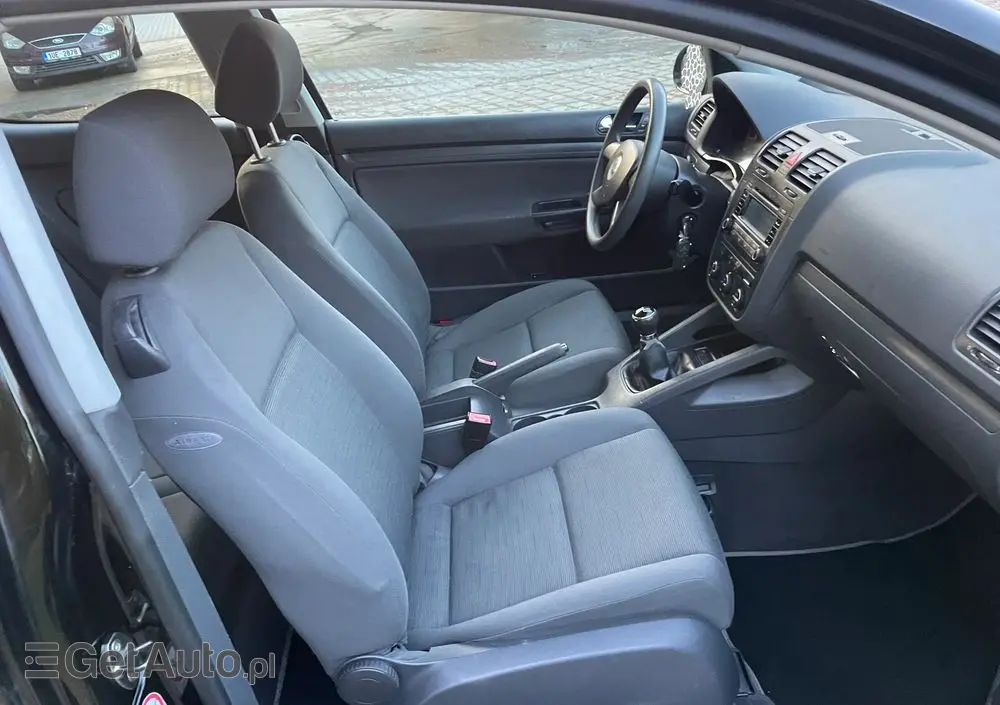 VOLKSWAGEN Golf V 1.4 Entry