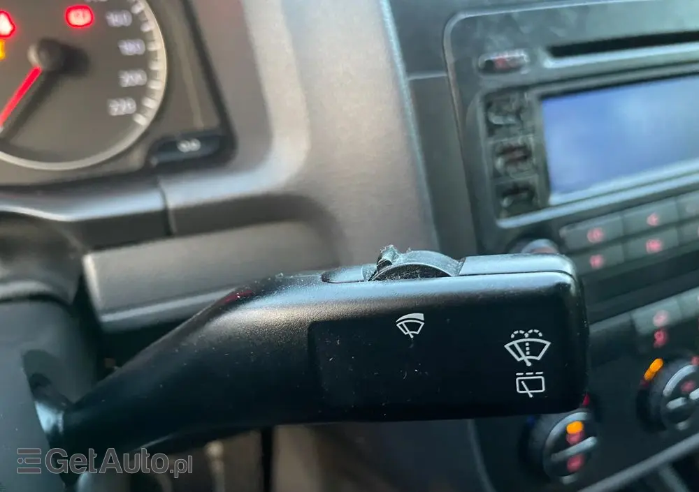 VOLKSWAGEN Golf V 1.4 Entry