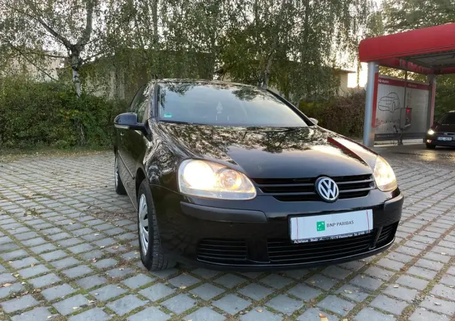 VOLKSWAGEN Golf V 1.4 Entry