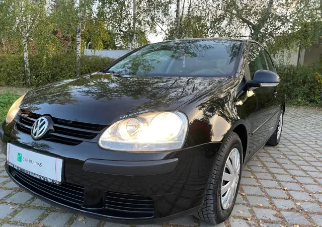 VOLKSWAGEN Golf V 1.4 Entry
