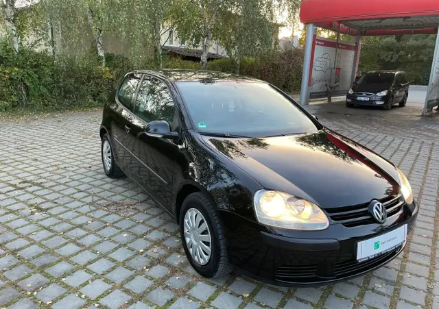 VOLKSWAGEN Golf V 1.4 Entry