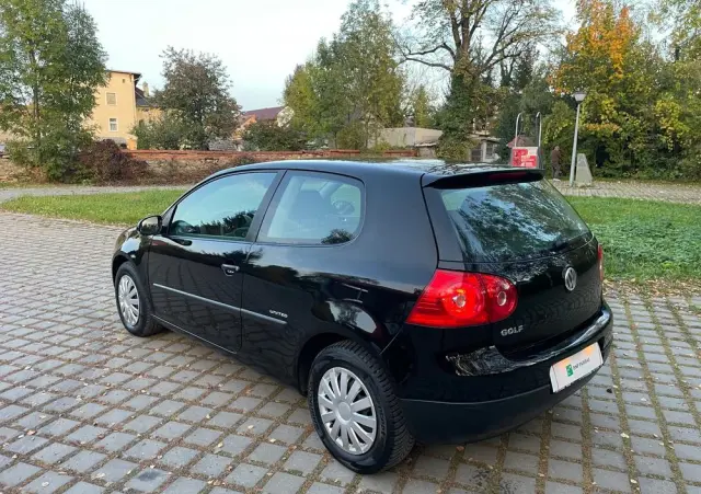 VOLKSWAGEN Golf V 1.4 Entry