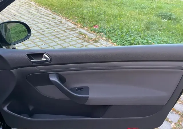 VOLKSWAGEN Golf V 1.4 Entry