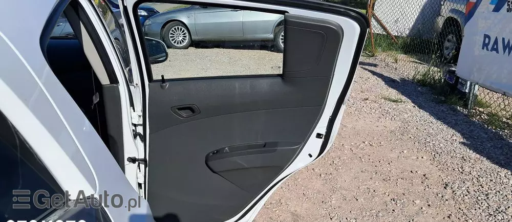 CHEVROLET Spark 1.0 LS+ Design