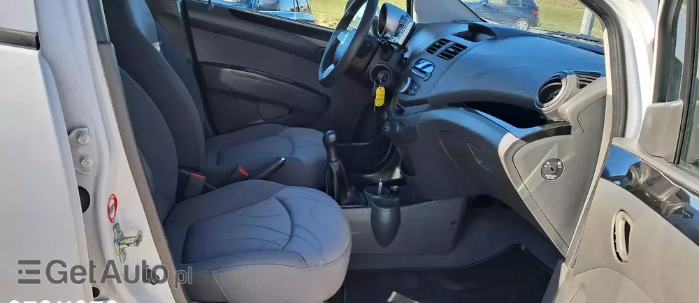 CHEVROLET Spark 1.0 LS+ Design